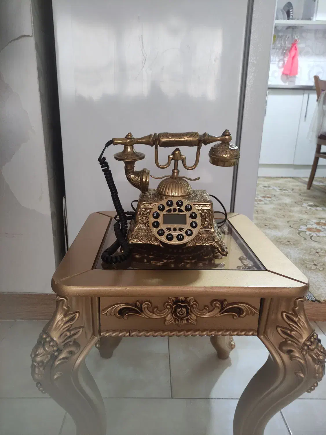 تلفن برنزی|کلکسیون اشیاء عتیقه|مشکین‌دشت, |دیوار