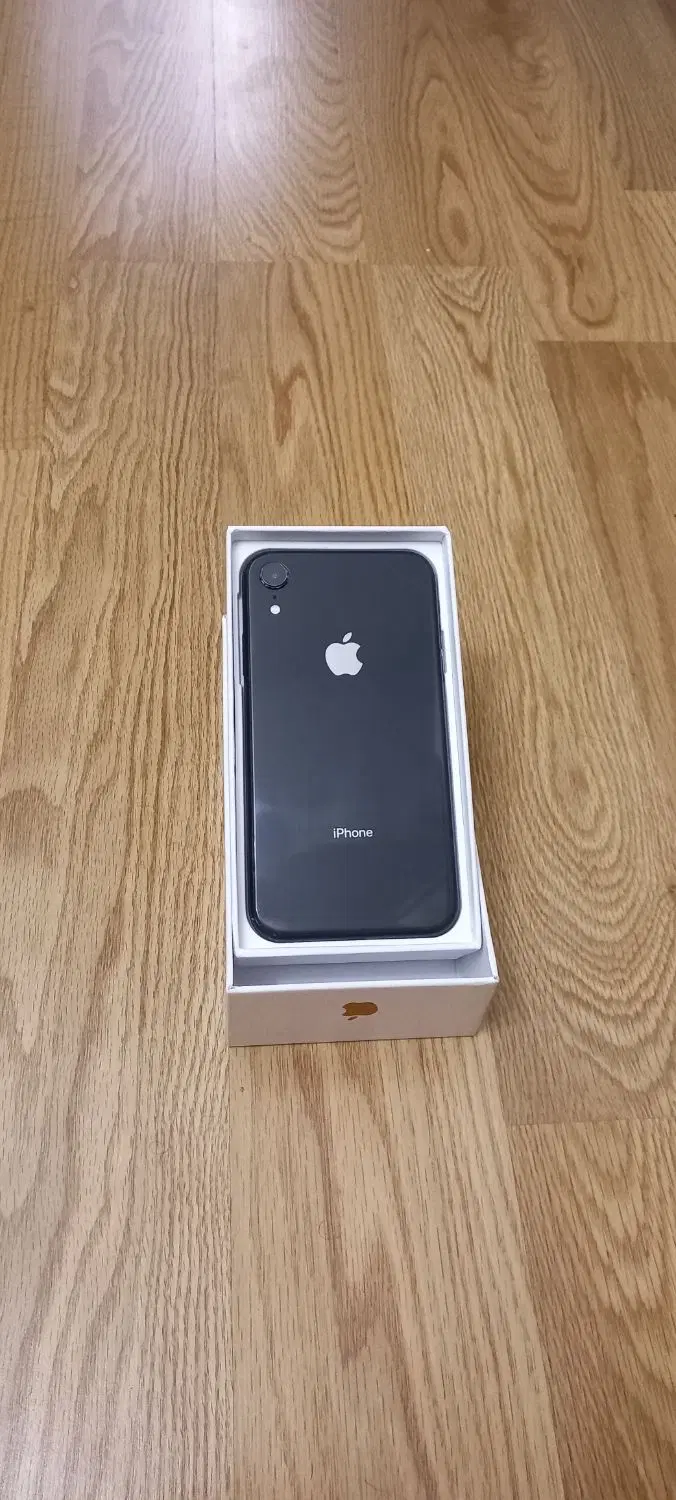 iphone xr|موبایل|تبریز, |دیوار