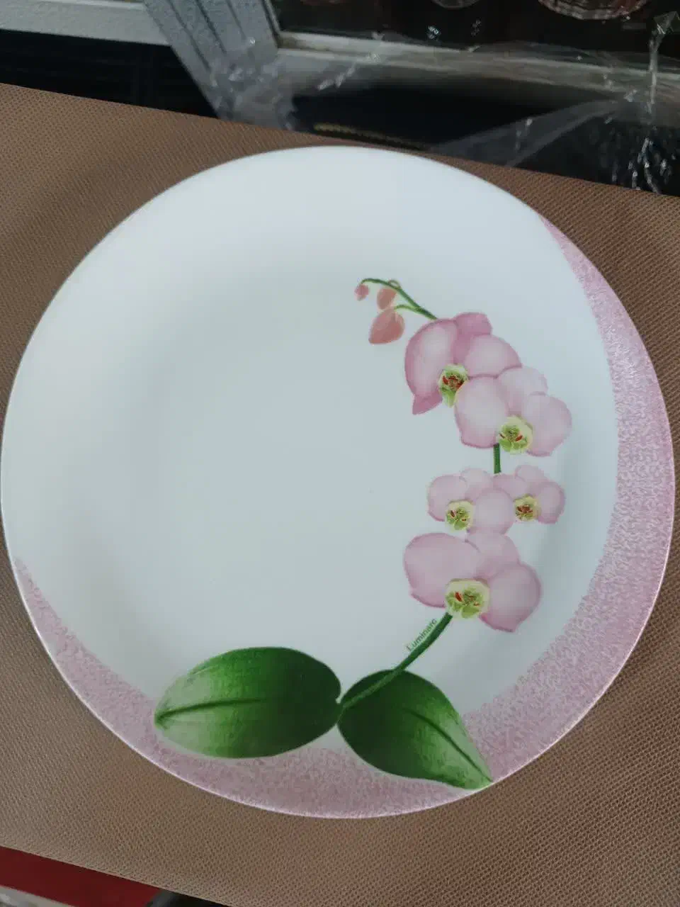 سرویس  غذا خوری ۶ نفره|ظروف سرو و پذیرایی|خمینی‌شهر, |دیوار