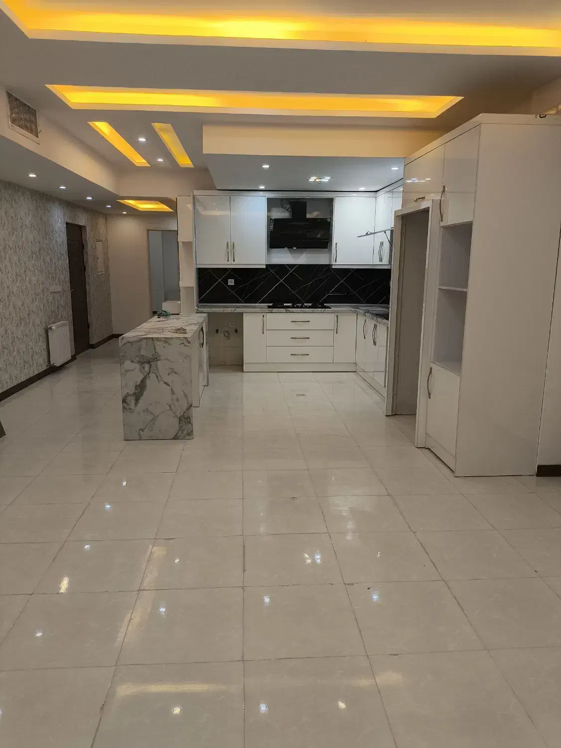 آپارتمان ۱۲۳ متر/فول/معاوضه ای/6 دانگ ملک /جهاد|فروش آپارتمان|کرمان, |دیوار