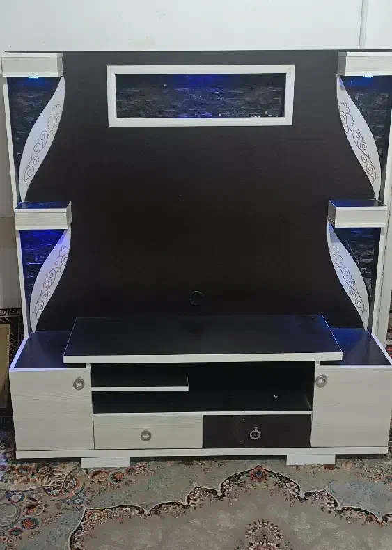 میز تلویزیون|میز تلویزیون|نی‌ریز, |دیوار