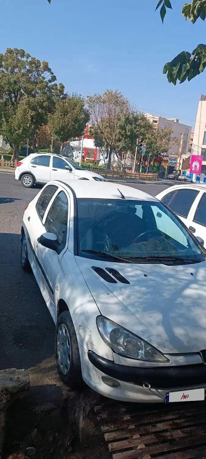 پژو ۲۰۶ سفید تیپ ۲|خودرو سواری و وانت|قم, زنبیل آباد|دیوار