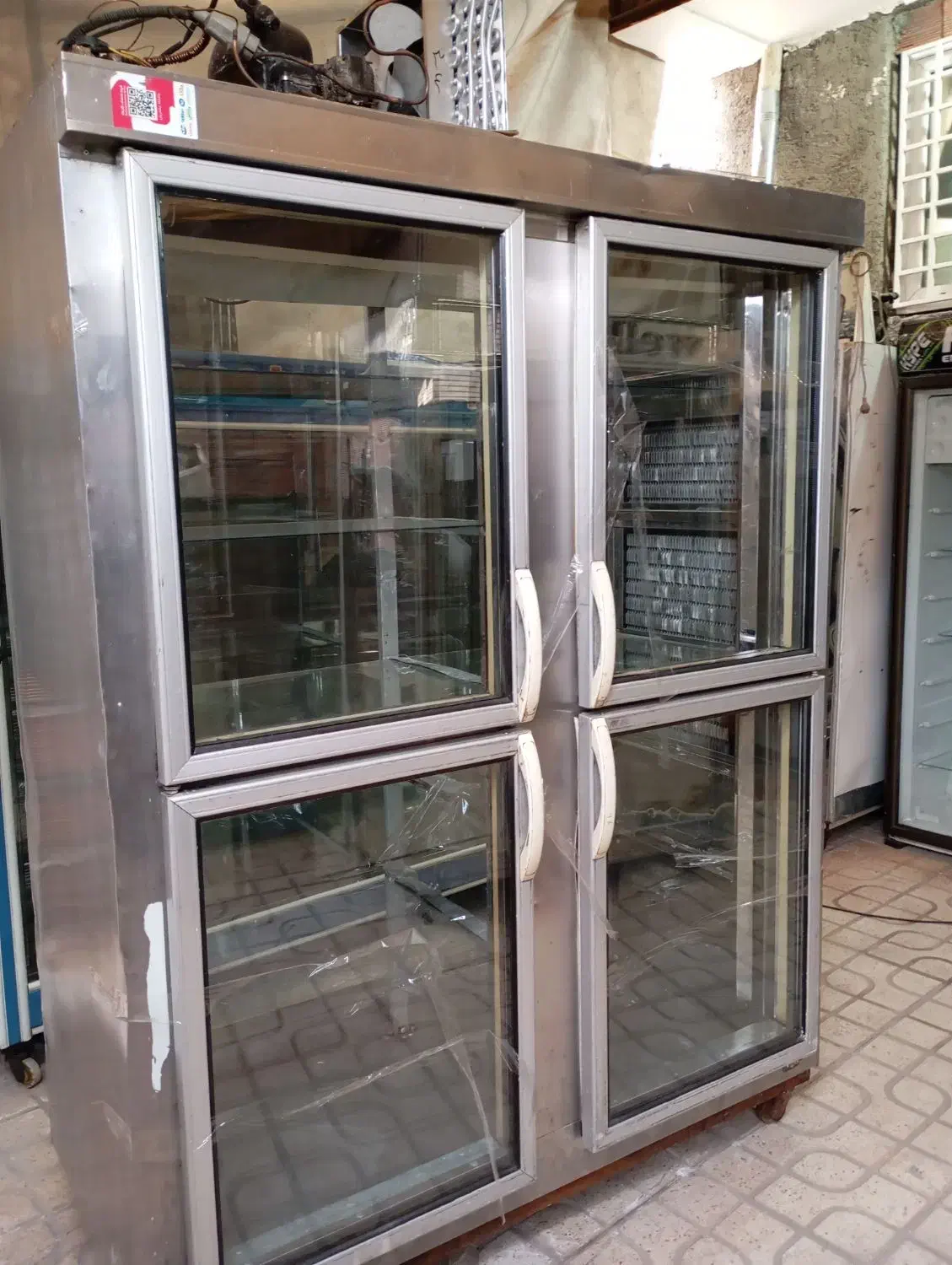 فرساندویچی گرم کن|کافی‌شاپ و رستوران|کرمان, |دیوار