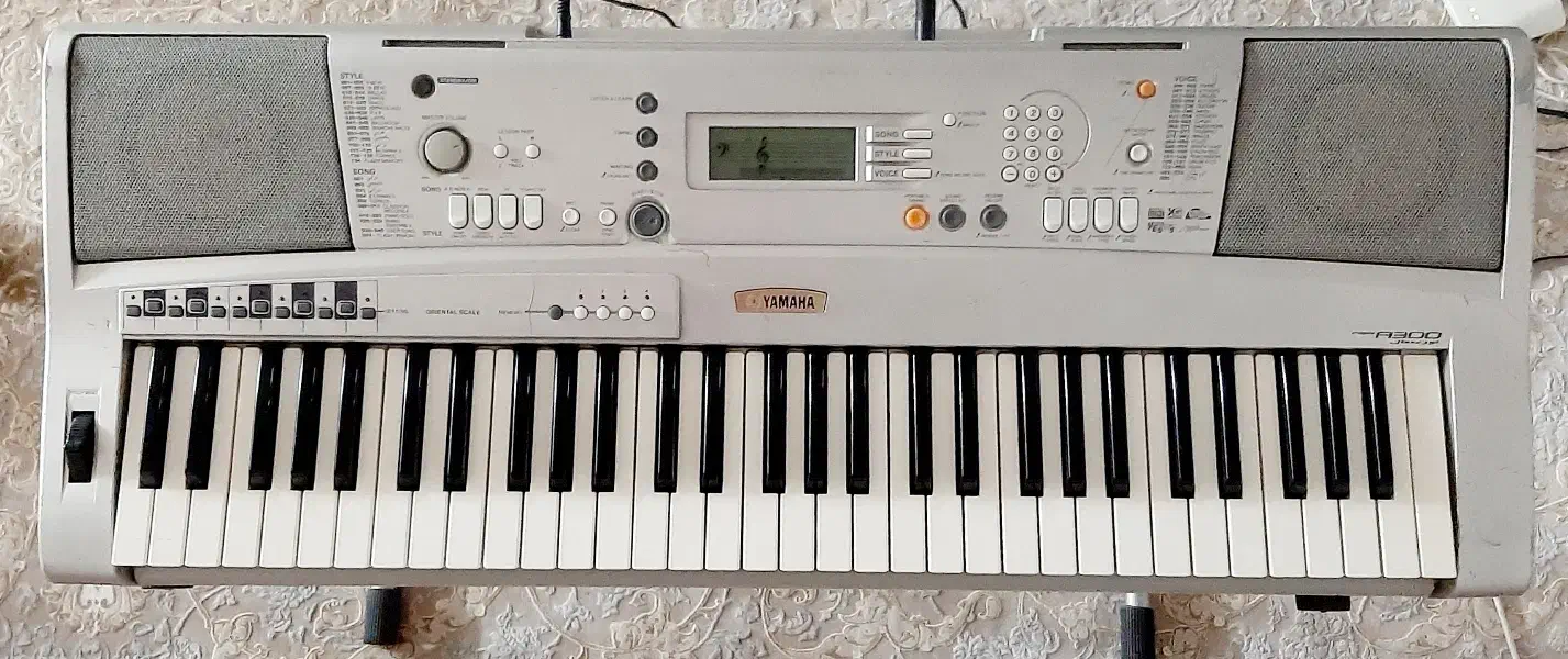 یاماها A300 مناسب برای آموزش پیانو و کیبورد|پیانو، کیبورد، آکاردئون|زنجان, |دیوار