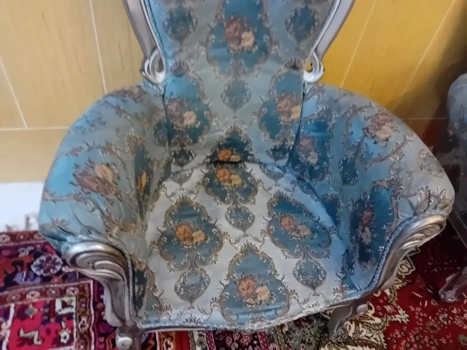 مبلمان سلطنتی ۹ نفره|مبلمان خانگی و میز عسلی|اسکو, |دیوار