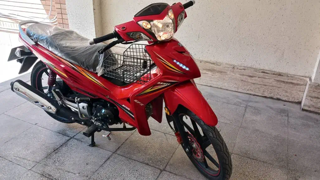 ویو آشیل|موتورسیکلت|شیراز, بعثت|دیوار