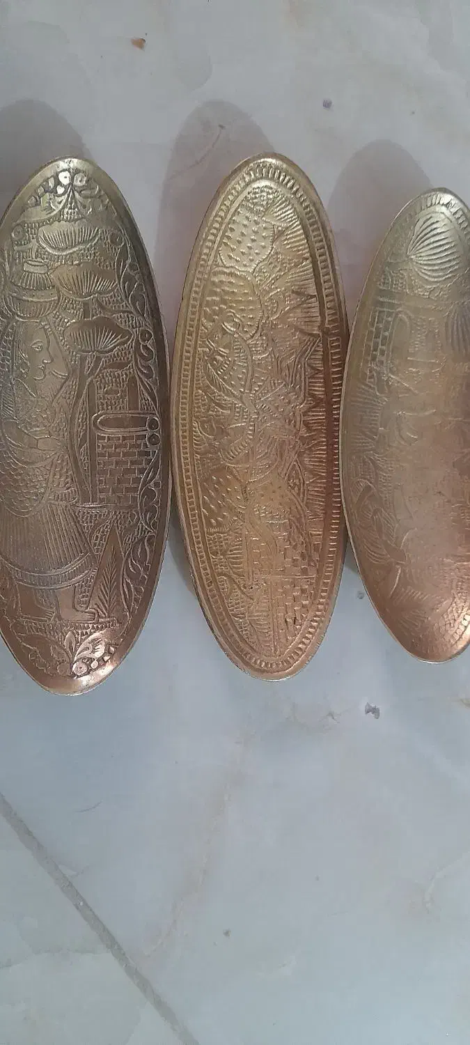 اشیا عتیقه زیبا جا شکلاتی و جا سیگاری دست ساز|کلکسیون اشیاء عتیقه|شیراز, کوشک میدان|دیوار