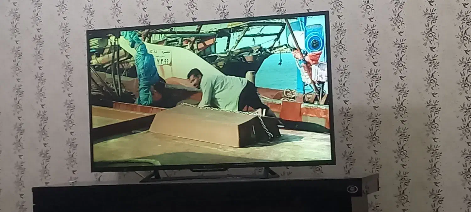 تلویزیون سونی۴۸|تلویزیون و پروژکتور|بروجرد, |دیوار