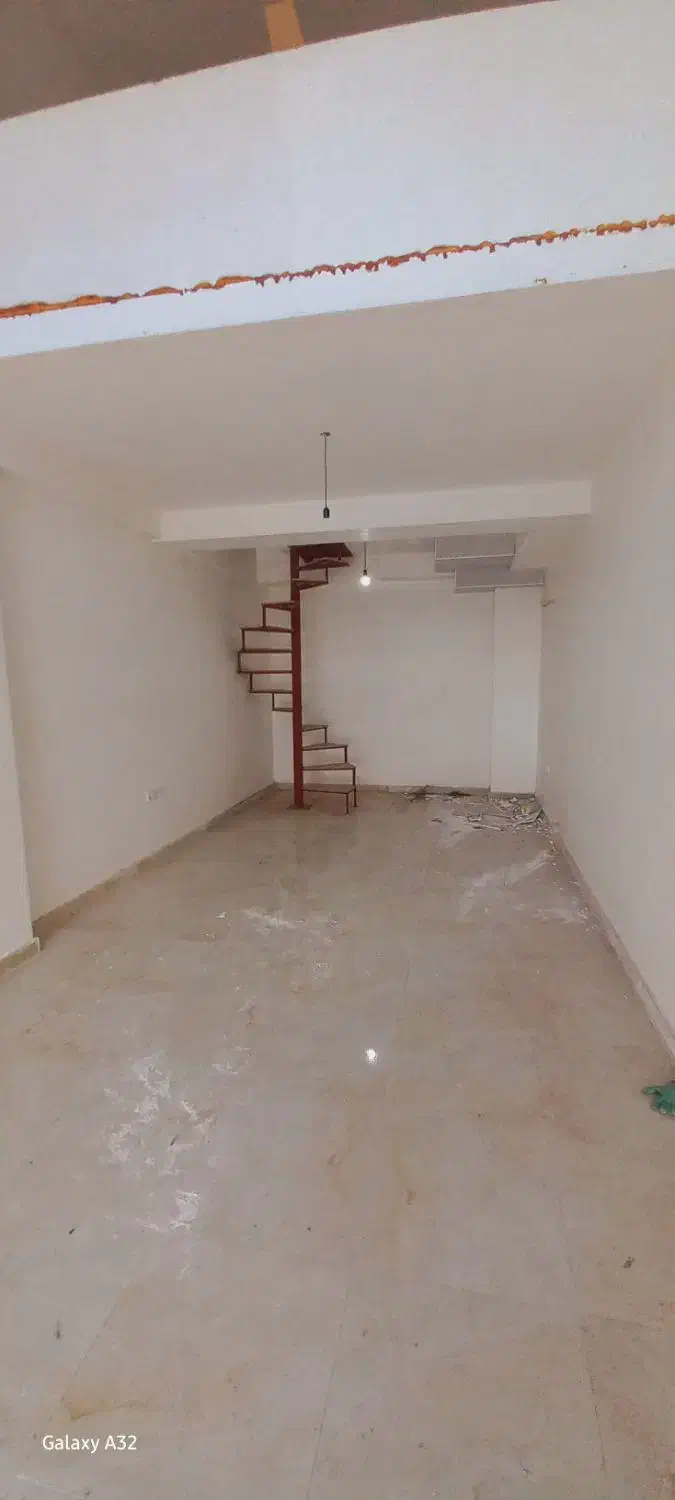 مغازه ۵۲ متر بالکن و سرویس|اجارهٔ مغازه و غرفه|رشت, گلباغ نماز|دیوار