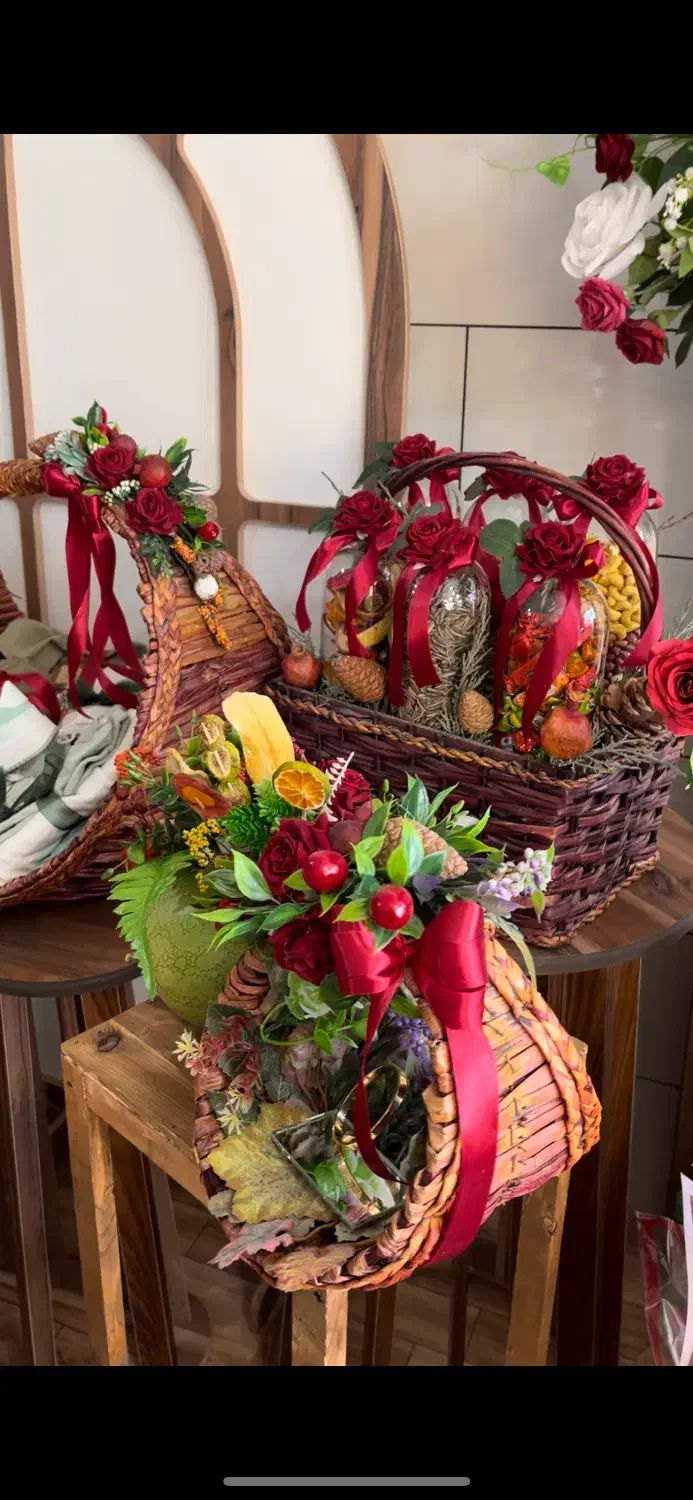 گل آرایی بادکنک آرایی سفره عقد|خدمات پذیرایی، مراسم|همدان, |دیوار