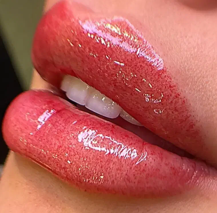 تخفیف ویژه شیدینگ لب  و بن مژه چشم|خدمات آرایشگری و زیبایی|بوشهر, |دیوار