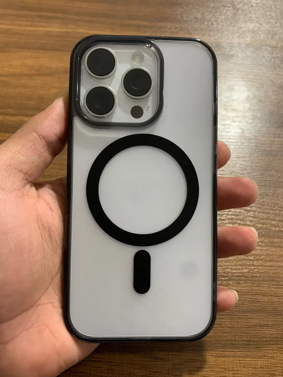 آیفون ۱۶پرو|موبایل|هرسین, |دیوار