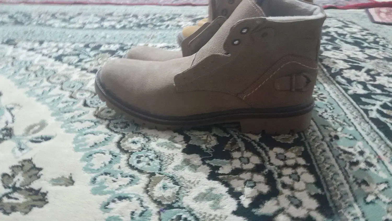 کفش پوتین به فروش میرسد|کیف، کفش، کمربند|گنبد کاووس, |دیوار