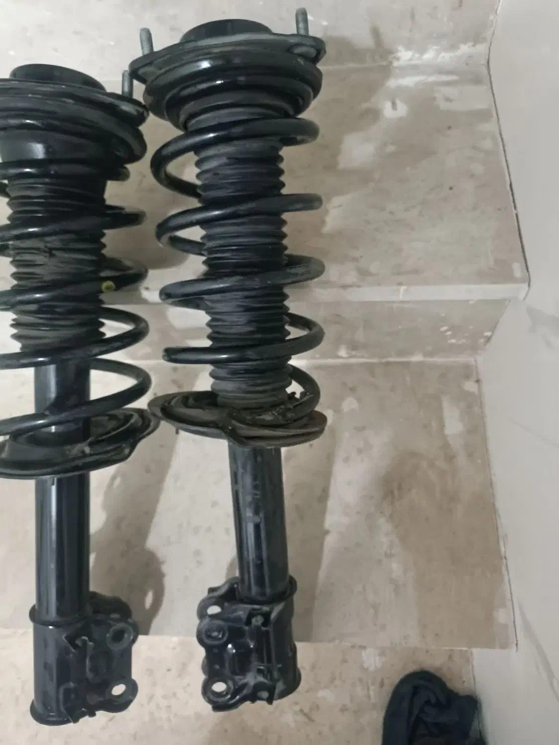 کمک فنر دیگنیتی با تست|قطعات یدکی و لوازم جانبی|فردیس, شهرک اسکویی|دیوار