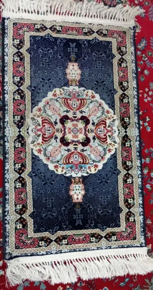 فرش|فرش|رشت, رودبارتان|دیوار