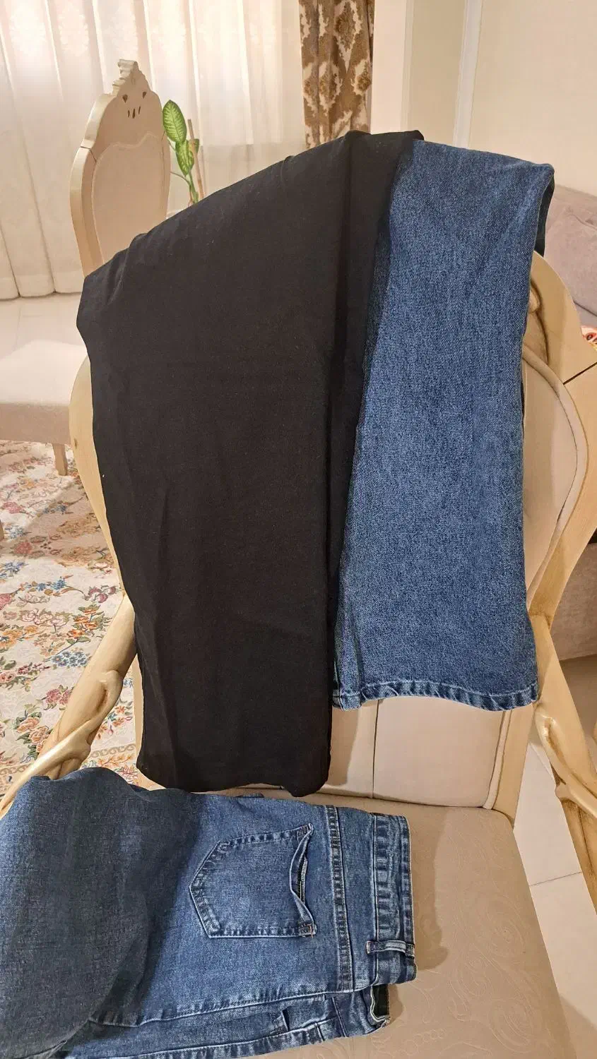 شلوار لی|لباس|ساری, |دیوار