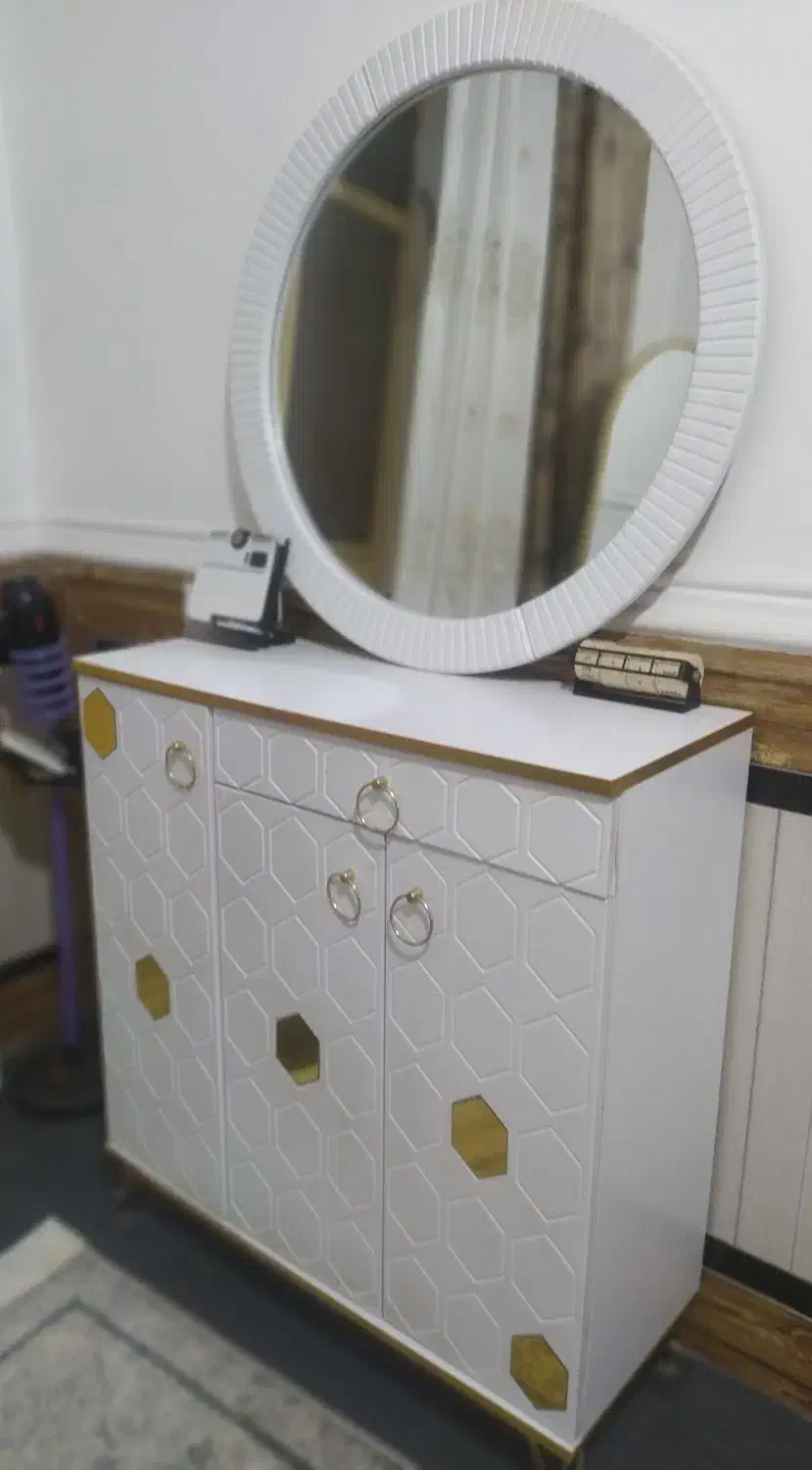 جاکفشی|جاکفشی، کمد، دراور|زابل, |دیوار