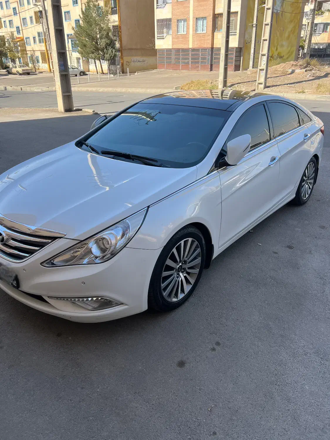 سوناتا YF ۲۰۱۳ استثنایی|خودرو سواری و وانت|قزوین, |دیوار