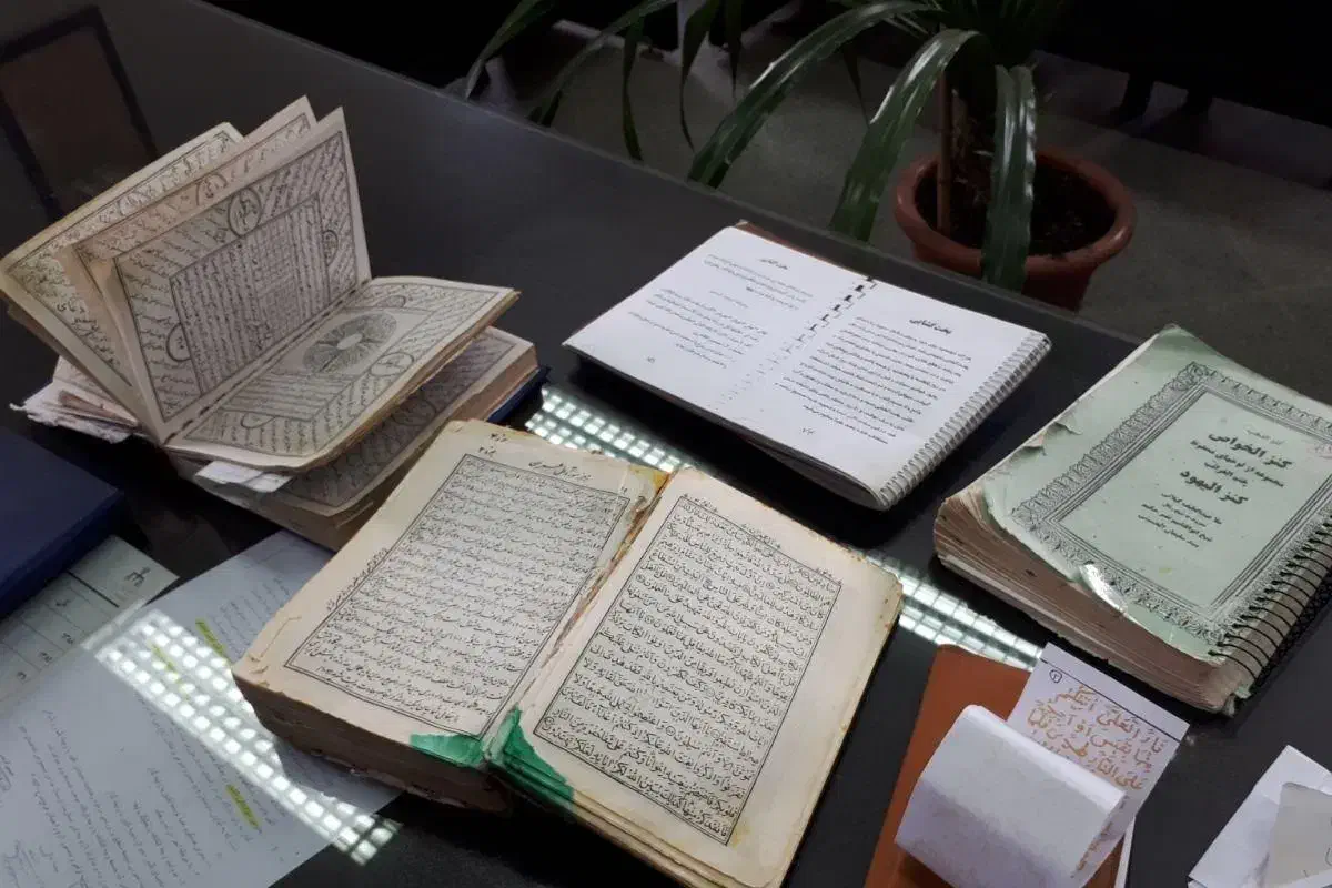 سرکتاب قرانی تضمینی قلم حقیقت حضوری نداریم|کتاب و مجله مذهبی|همدان, |دیوار