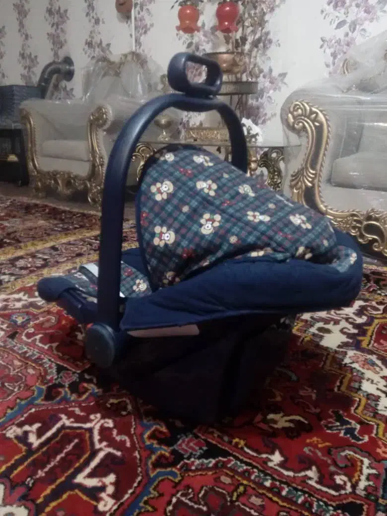 کریر|کالسکه و لوازم جانبی|تبریز, |دیوار