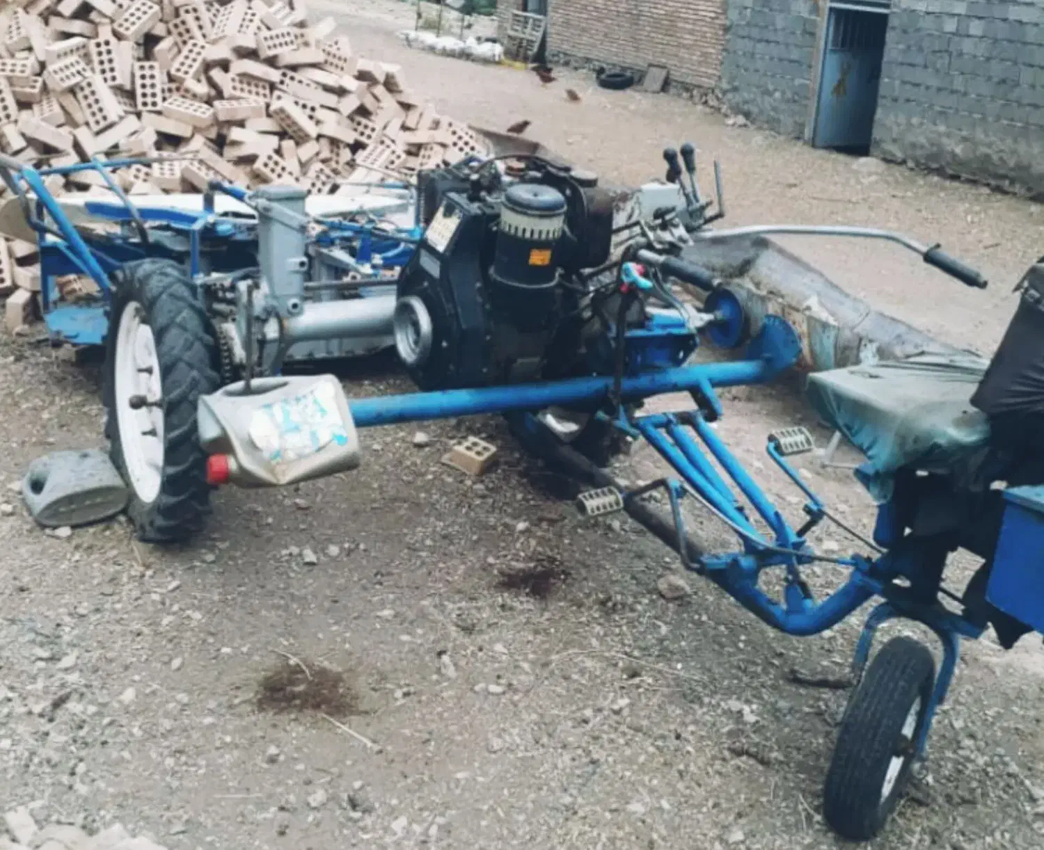 علف چین و گندم چین|ماشینآلات صنعتی|خوی, |دیوار