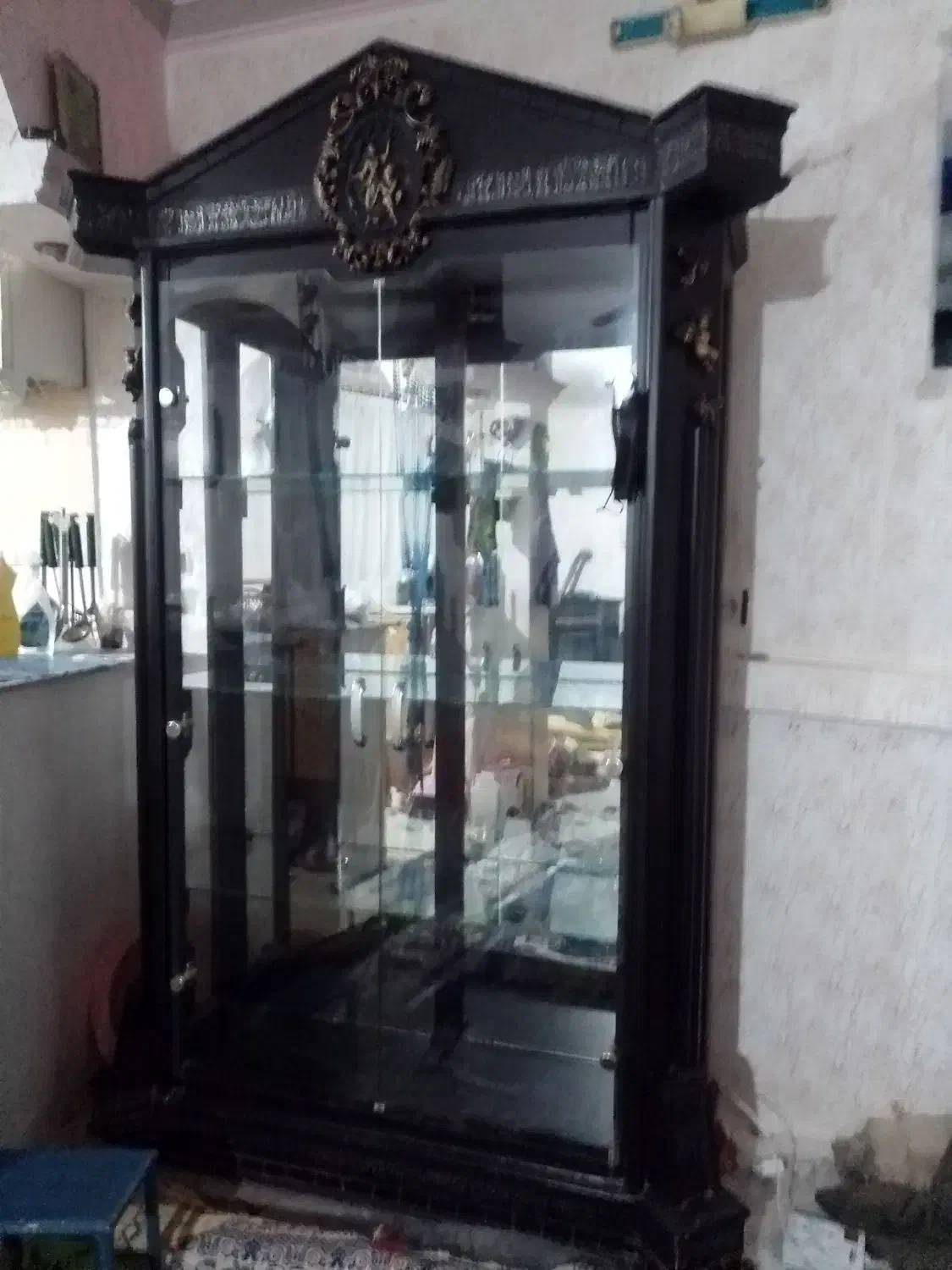 بوفه سالم پشت تمام اینه|بوفه، ویترین، کنسول|قوچان, |دیوار