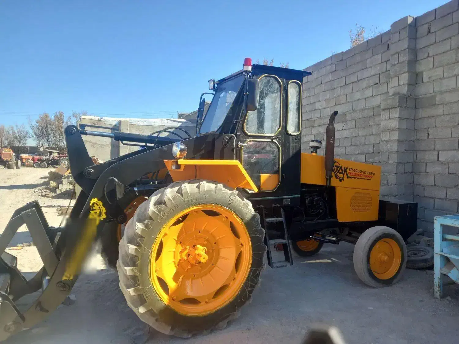 رومانی بیل عقب|خودرو سنگین|سیرجان, |دیوار