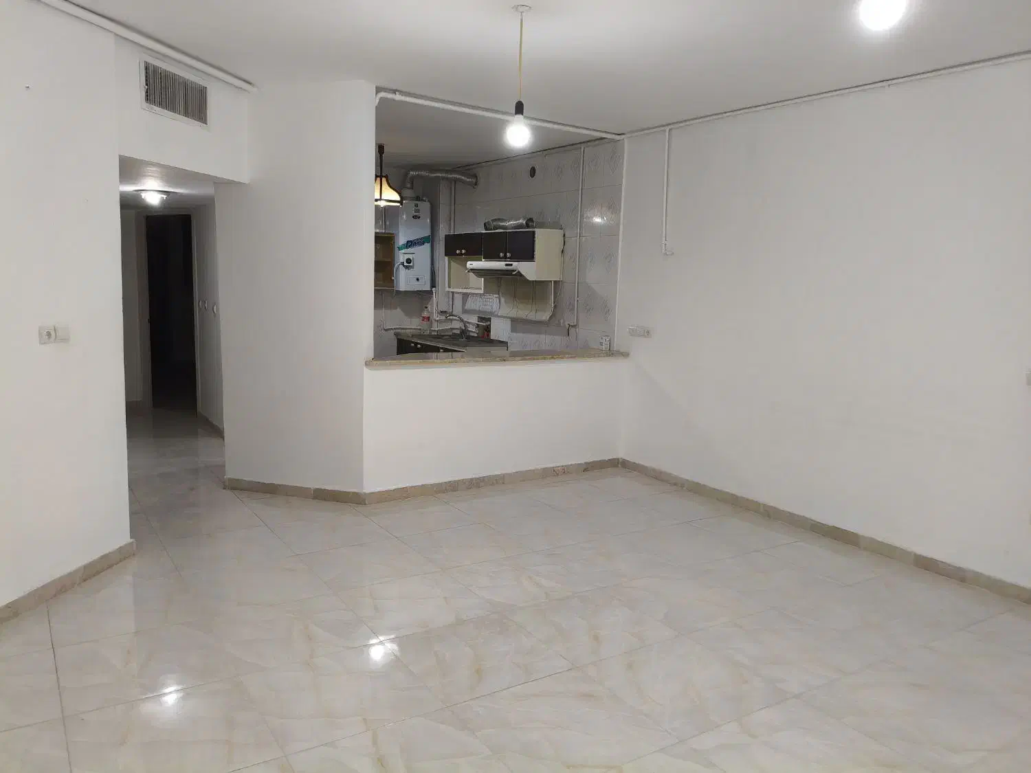 همکف مجتمع غدیر رهن کامل|اجارهٔ آپارتمان|آباده, |دیوار