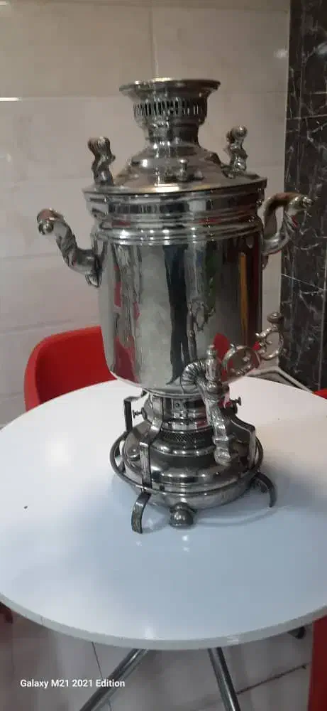 سماور دست ساز برنج|کلکسیون اشیاء عتیقه|مرند, |دیوار