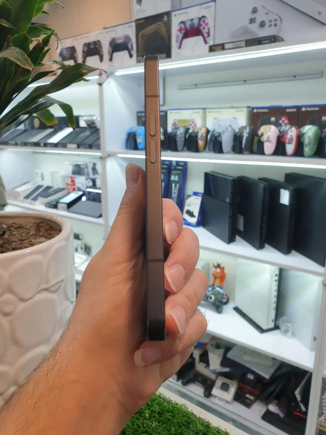 ناتینگ فون ۱ حافظه ۲۵۶ گیگ رام ۸|موبایل|کرج, گوهردشت|دیوار