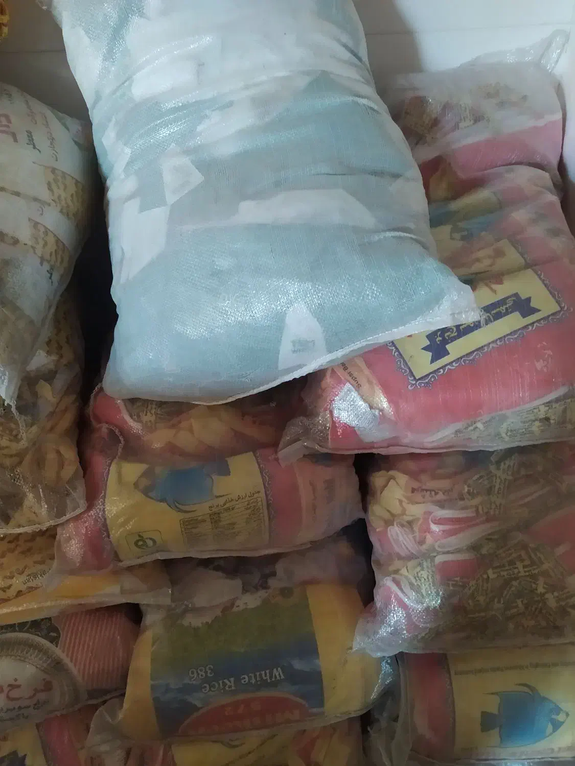 کیسه خالی برنج|ظروف نگهدارنده، پلاستیکی، یک‌بارمصرف|تایباد, |دیوار