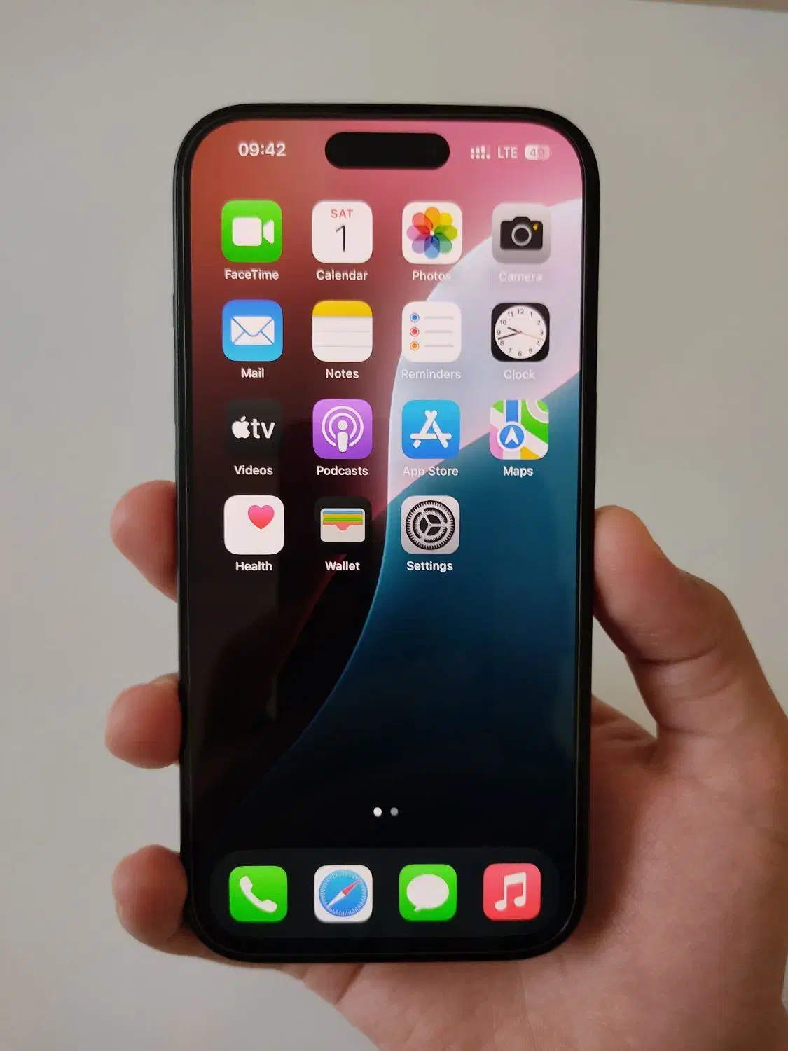 آیفون ۱۶ نرمال ۲۵۶ در حد آک|موبایل|پرند, فاز ۶|دیوار