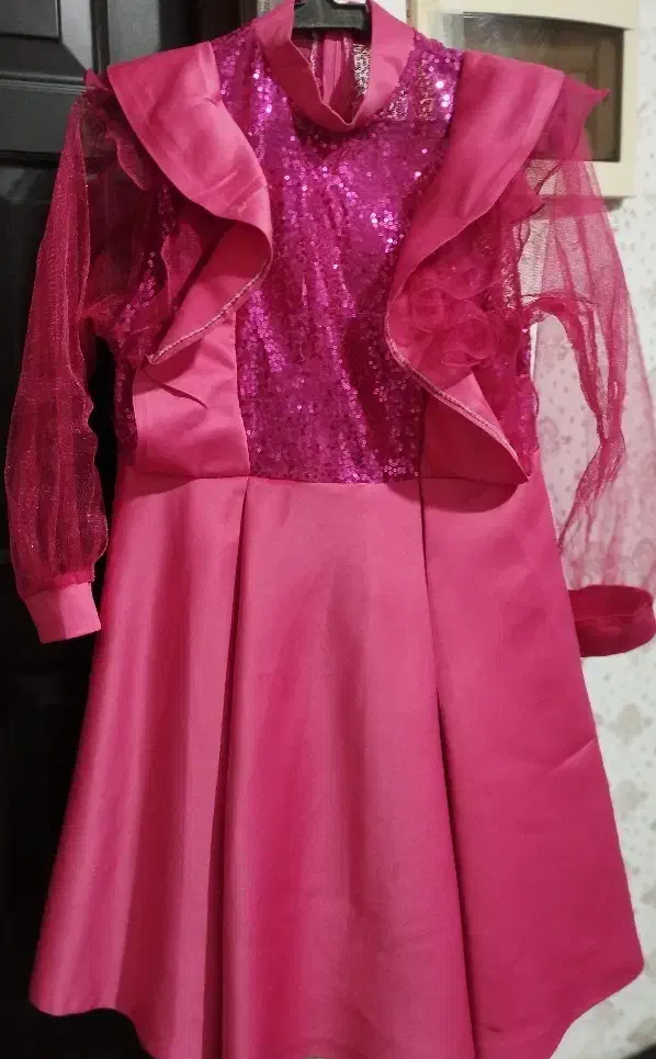 پیراهن مجلسی دخترانه|لباس|شیروان (خراسان), |دیوار