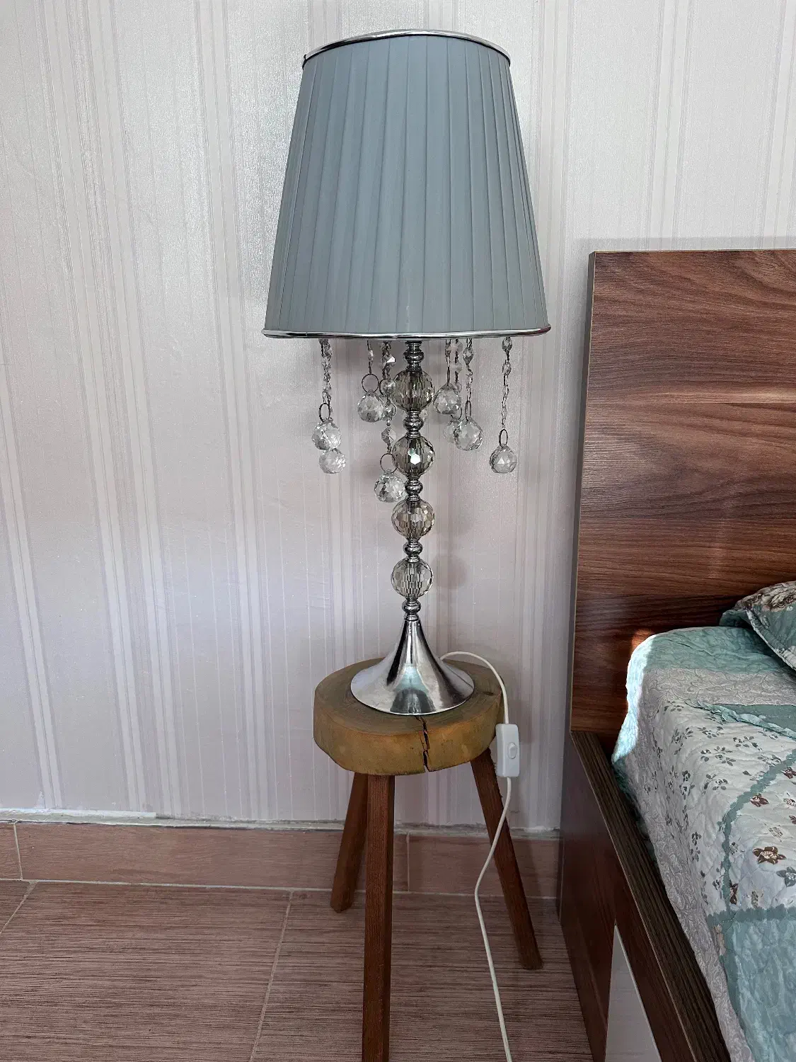 آباژور|چراغ خواب و آباژور|رشت, رودباری|دیوار