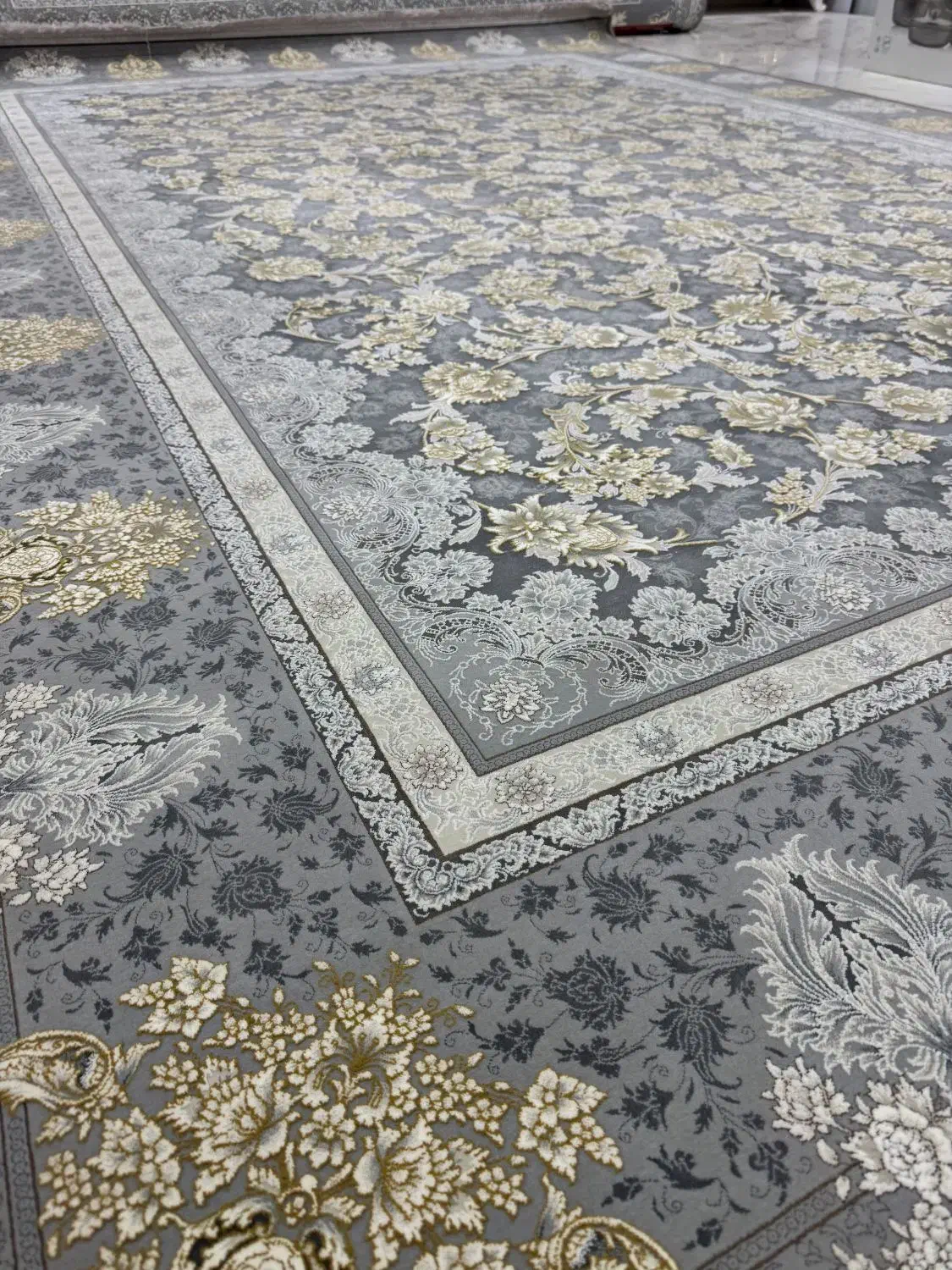 فرش ۹ متری ۱۲۰۰ شانه اقساط ۱۰ ماهع|فرش|نورآباد, |دیوار