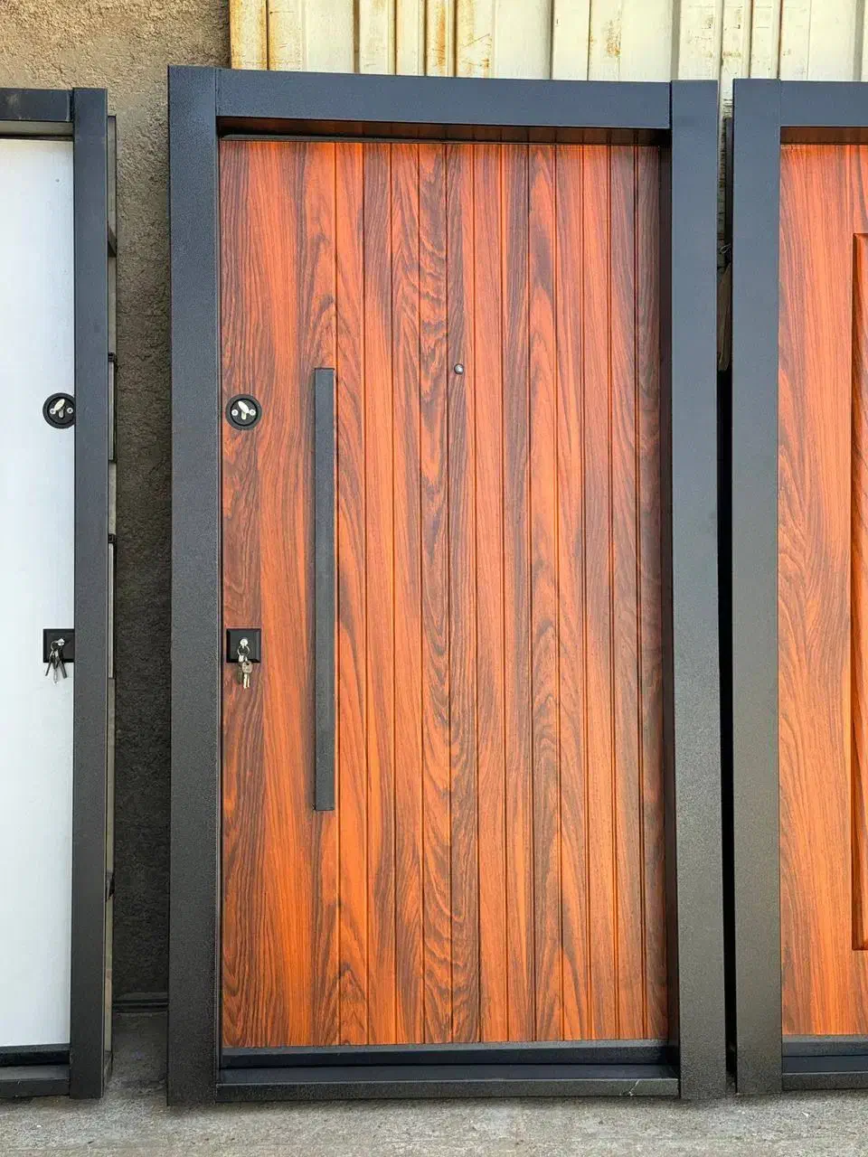 پخش انواع درب های ضد سرقت لامینوکس کد 001|مصالح و تجهیزات ساختمان|هشتگرد, مدرس|دیوار