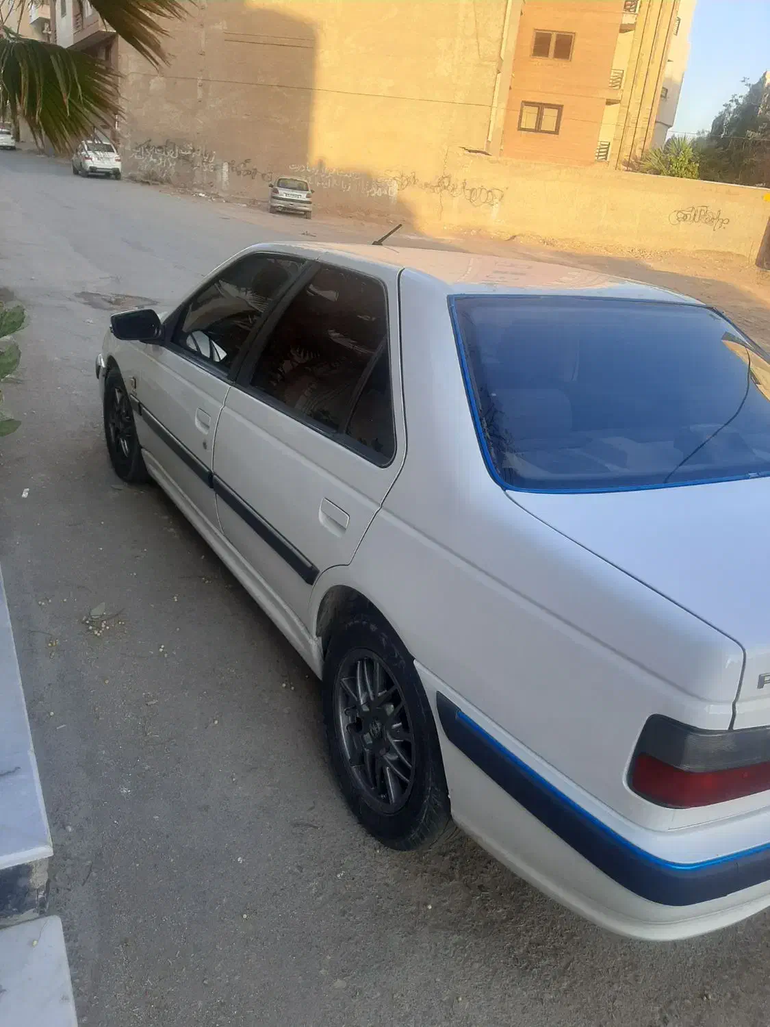 پارس ۱۴۰۰ lx|خودرو سواری و وانت|یزد, |دیوار