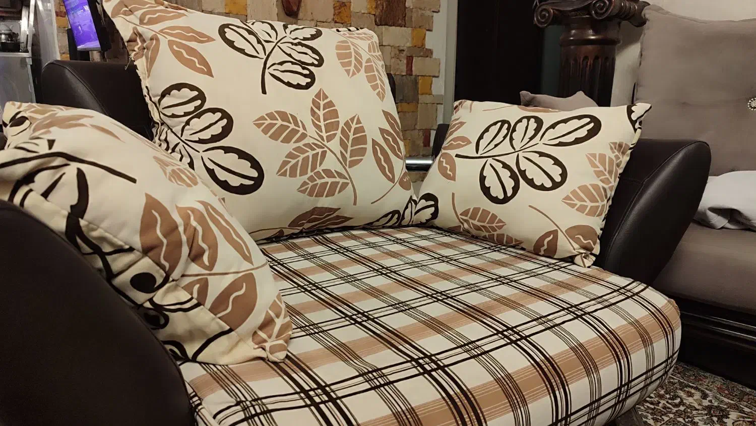 مبل ۸ نفره|مبلمان خانگی و میز عسلی|کرج, اصفهانی‌ها|دیوار