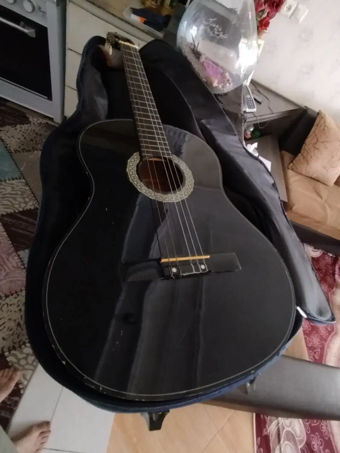 راهنمایی در مورد گیتار|فعالیت داوطلبانه|شیراز, پودنک|دیوار