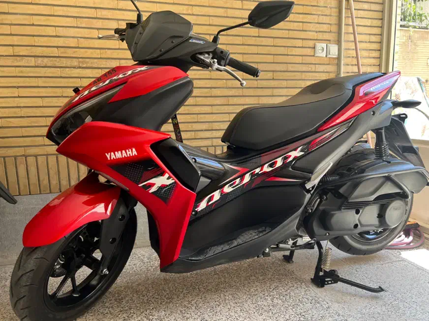 یاماها آیروکس اصلی مدل ۱۴۰۲|موتورسیکلت|اصفهان, عسگریه|دیوار