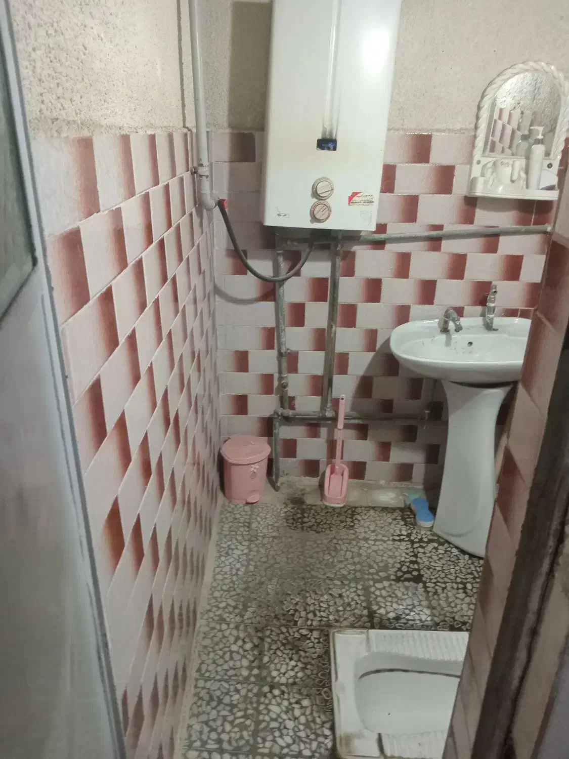 اجاره خانه  دوطبقه  درمنطقه خلیج (شماره دو)