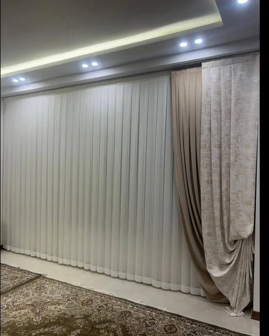 خانم هستم با ۱۵ سال سابقه خیاطی پرده  باتضمین|پرده، رانر، رومیزی|قزوین, |دیوار