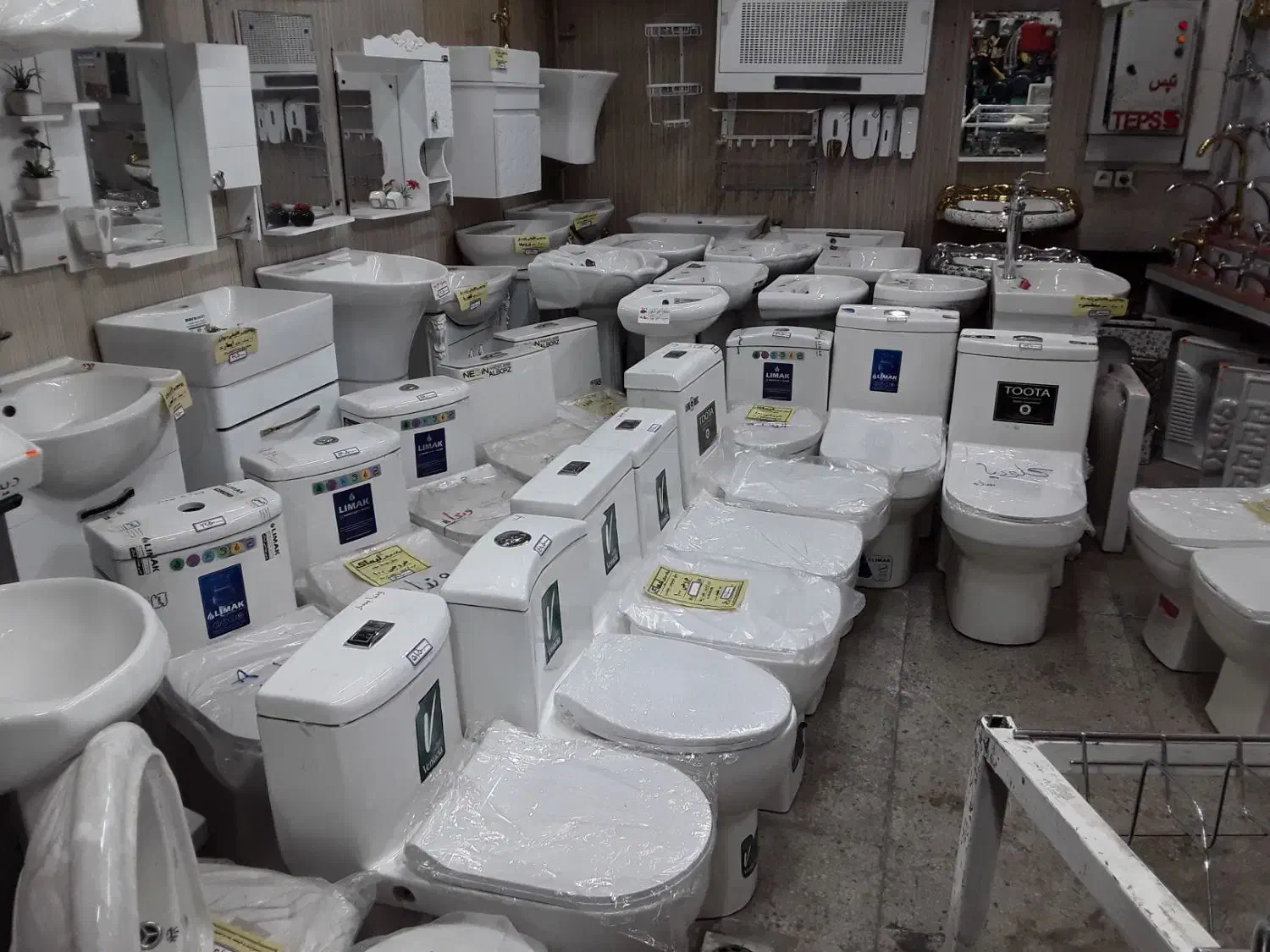 توالت فرنگی شوتینگ دار|لوازم سرویس بهداشتی|شیراز, کوزه گری|دیوار