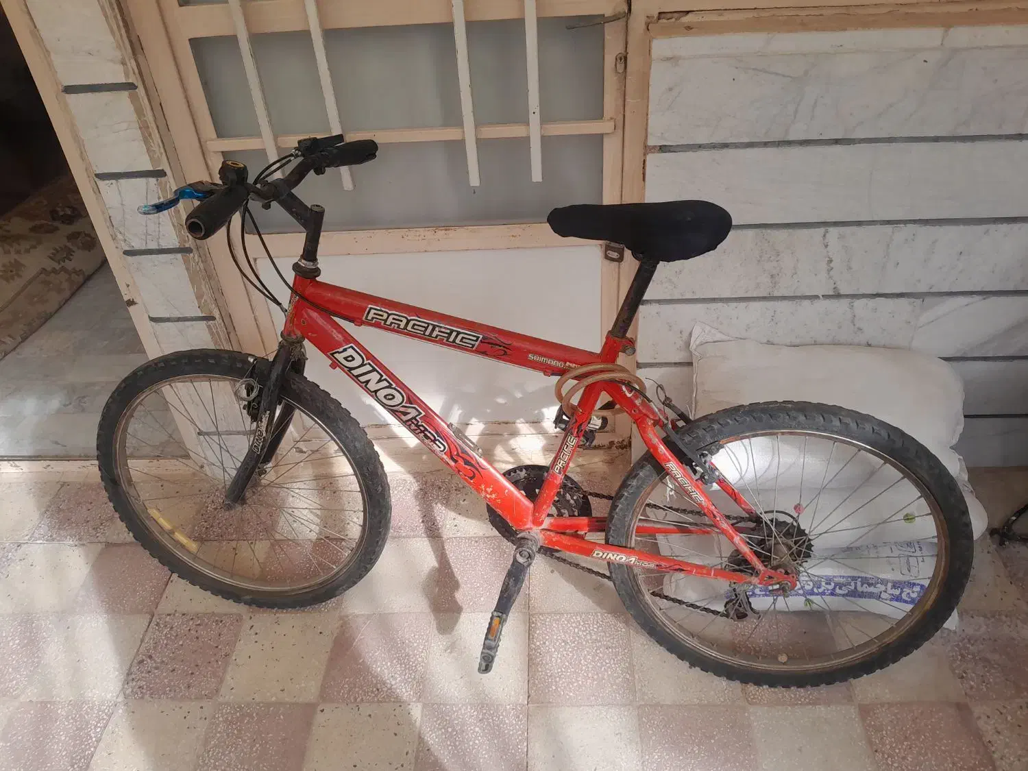 دوچرخه ۲۴|دوچرخه، اسکیت، اسکوتر|اقبالیه, |دیوار