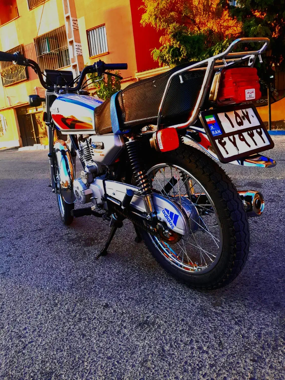 موتور سر حال مدل ۸۷ استارتی|موتورسیکلت|محمدشهر, شهرک پیام (مهرالبرز)|دیوار