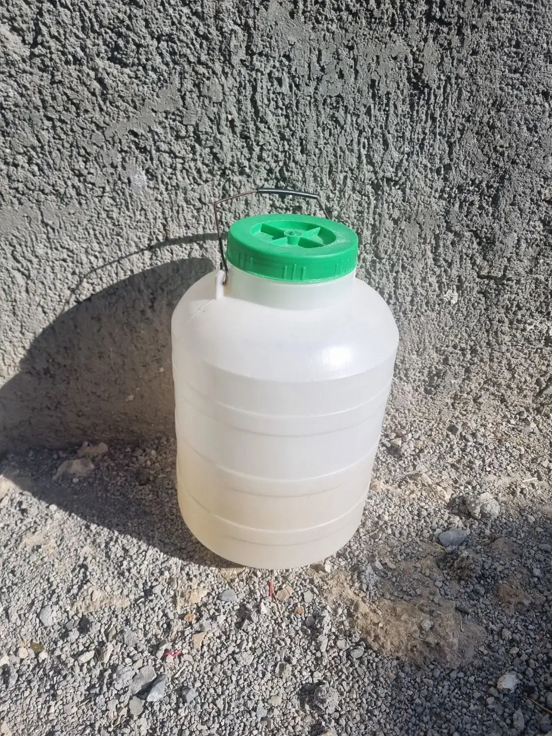 دبه|ظروف نگهدارنده، پلاستیکی، یکبارمصرف|ایلام, |دیوار