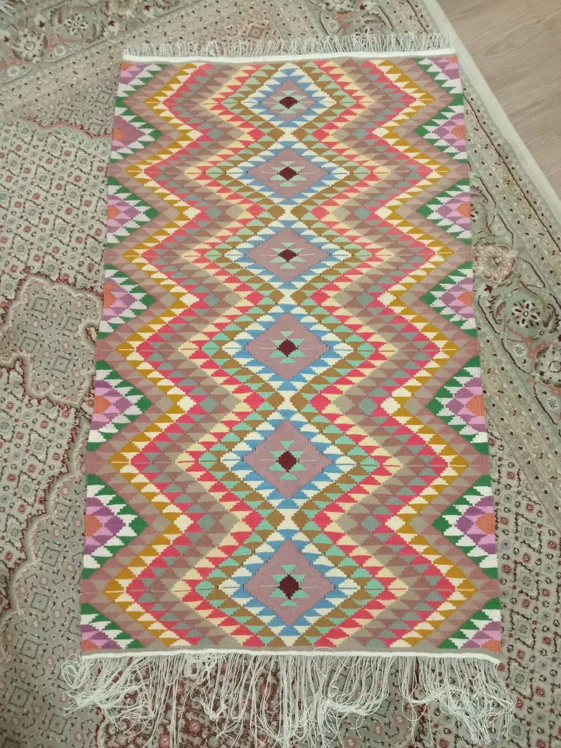 سجاده های بسیار‌زیبا گل برجسته وسه بعدی|فرش|سنندج, |دیوار