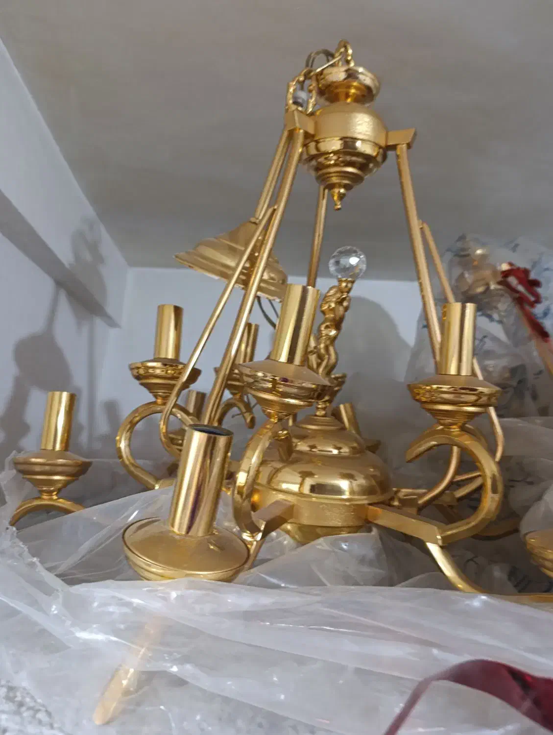 لوسترطلایی|لوستر و چراغ آویز|محمدشهر, علی آباد گونه|دیوار