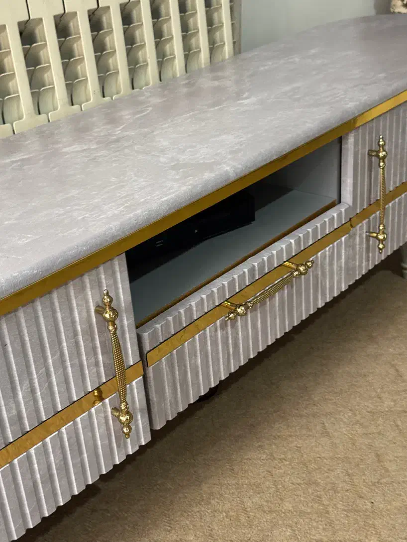 میز تلوزیون در حد نو|میز تلویزیون|نقده, |دیوار