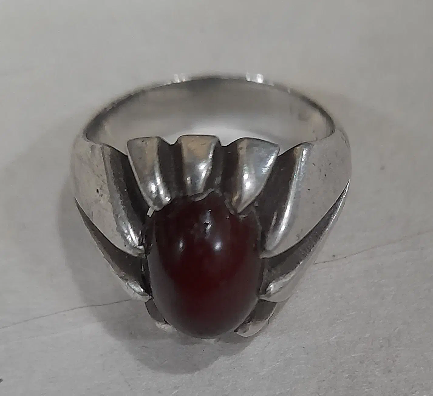 عقیق یمن (کهنه)|جواهرات|بناب, |دیوار